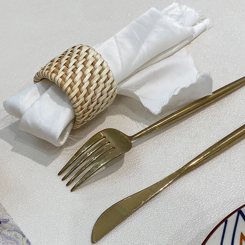Ronds de serviette tressés à la main