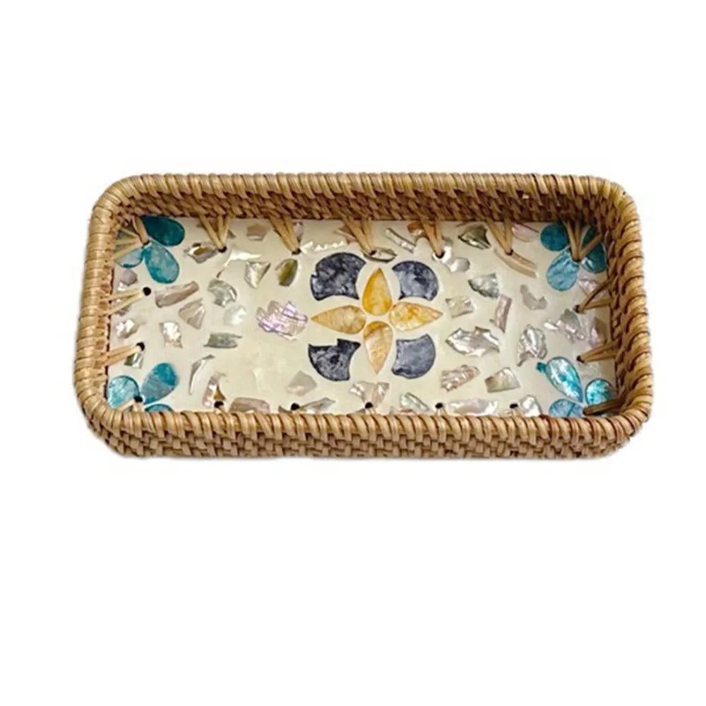 Corbeille coquillage en rotin tressé
