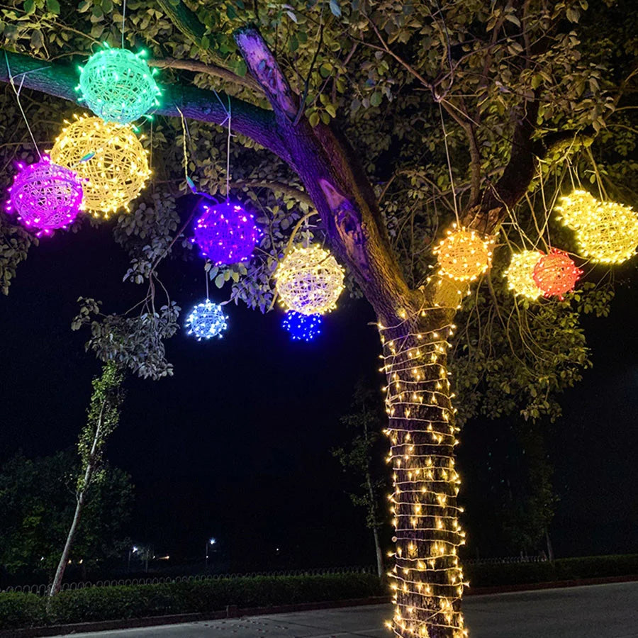 Guirlande lumineuse à boules de rotin tressé