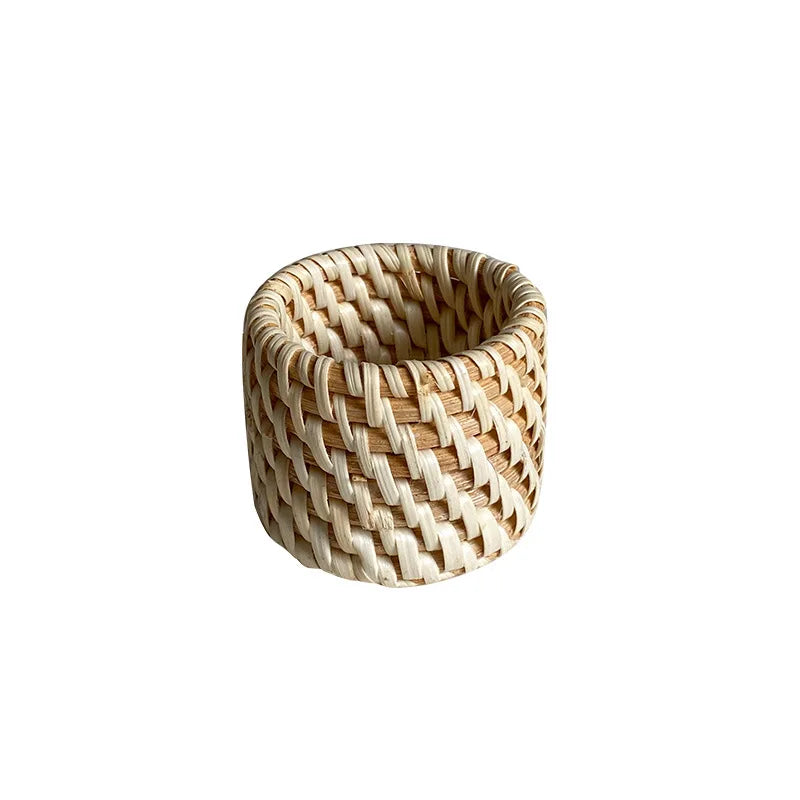 Ronds de serviette tressés à la main