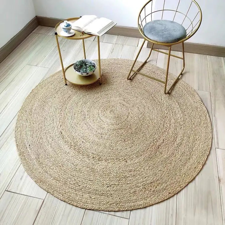 Tapis en jonc tressé à la main