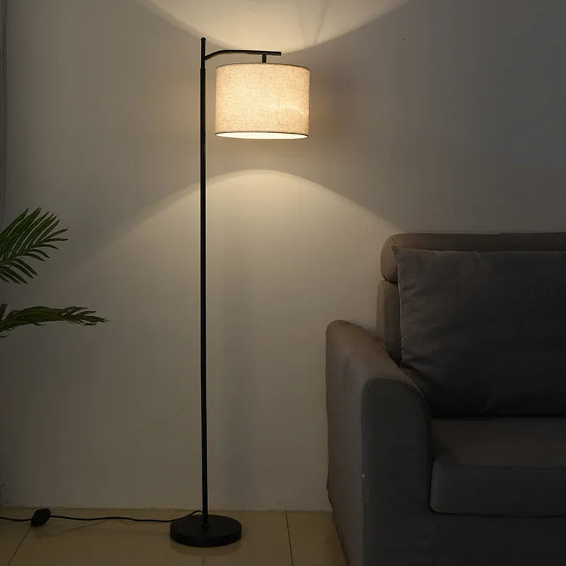 Lampadaire en rotin tressé fait main style américain