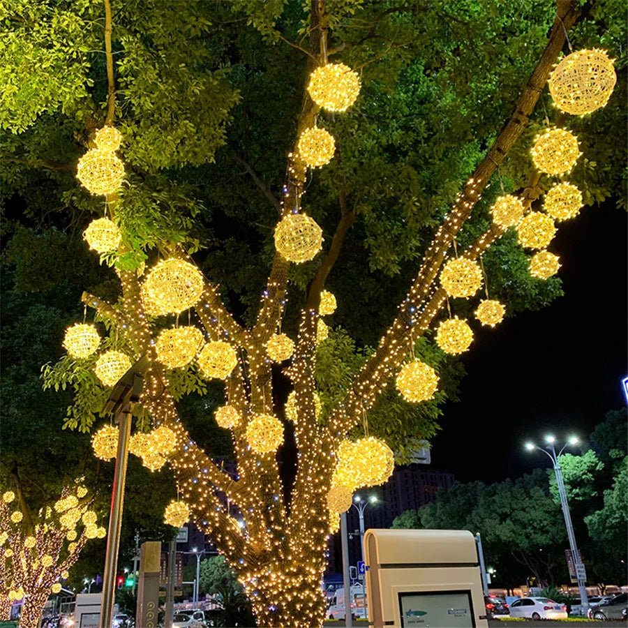 Guirlande lumineuse à boules de rotin tressé
